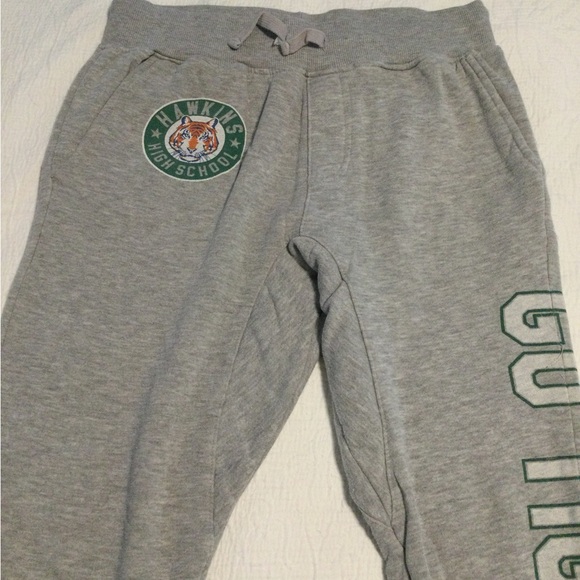 Strangers Things Sweatpants Medium Go Tigers - Picture 2 of 5